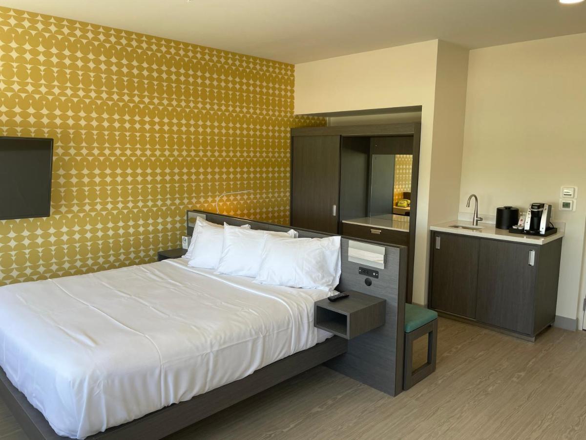 The Orbit Hotel, Trademark Collection By Wyndham Fairview Park Ngoại thất bức ảnh