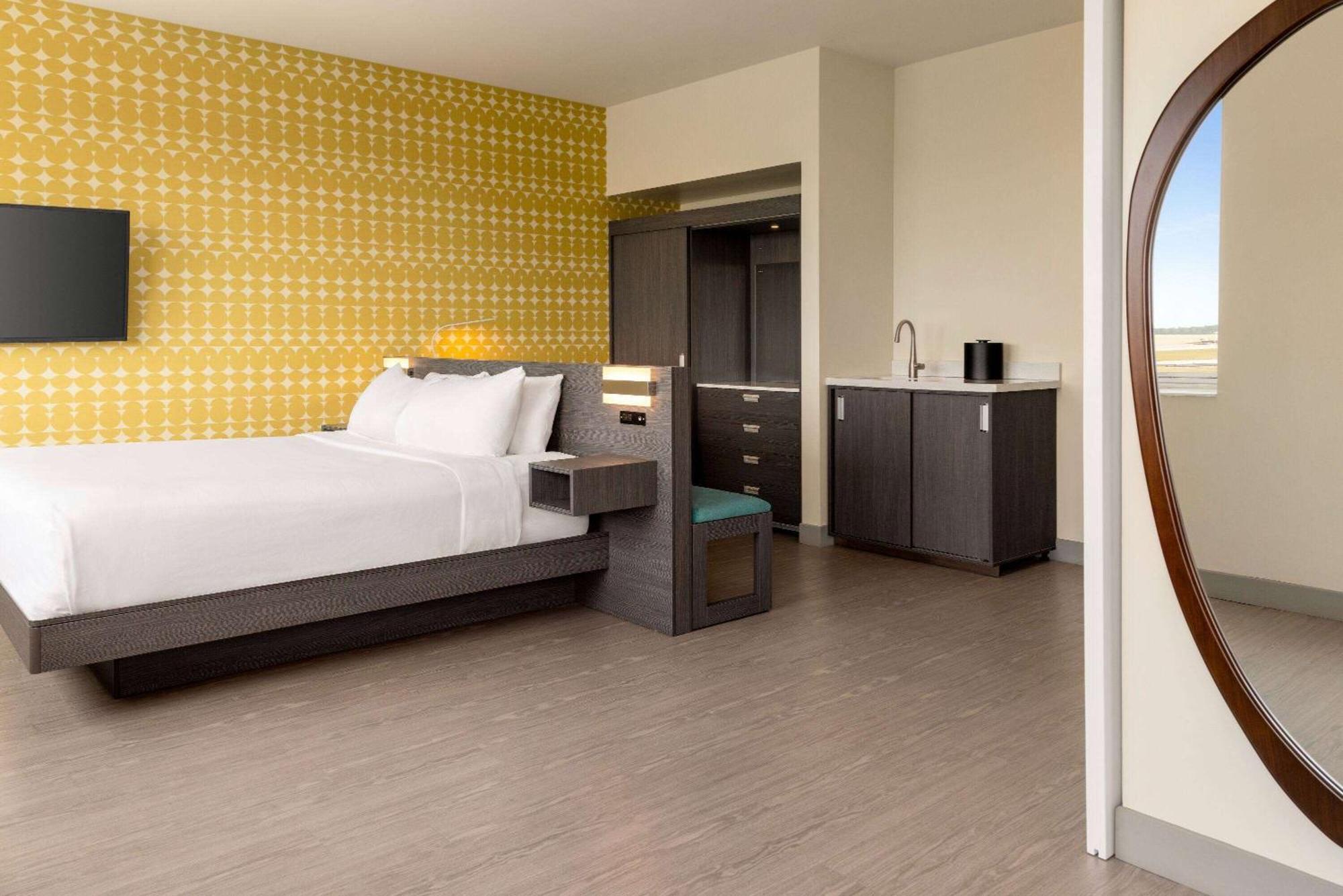 The Orbit Hotel, Trademark Collection By Wyndham Fairview Park Ngoại thất bức ảnh