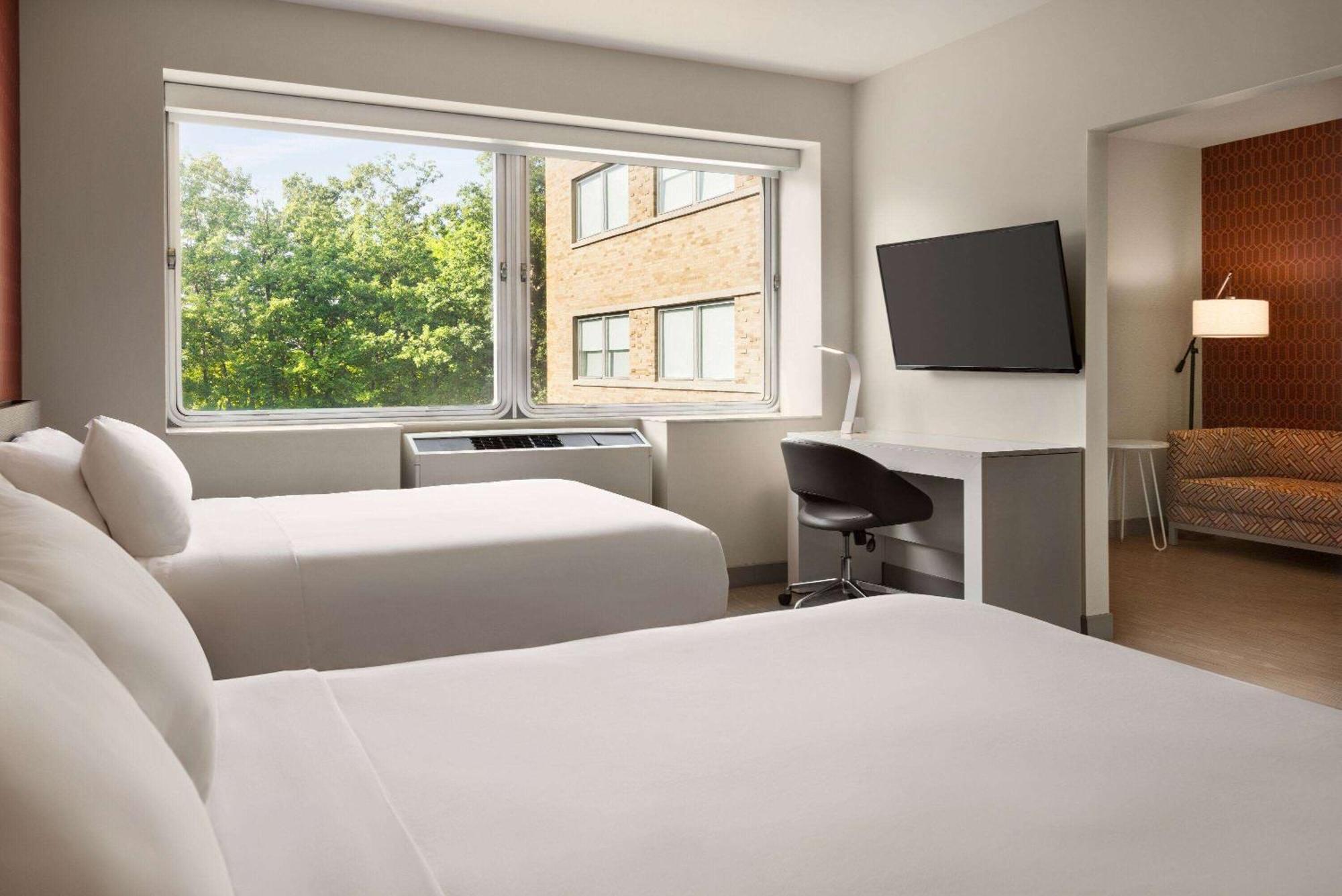 The Orbit Hotel, Trademark Collection By Wyndham Fairview Park Ngoại thất bức ảnh