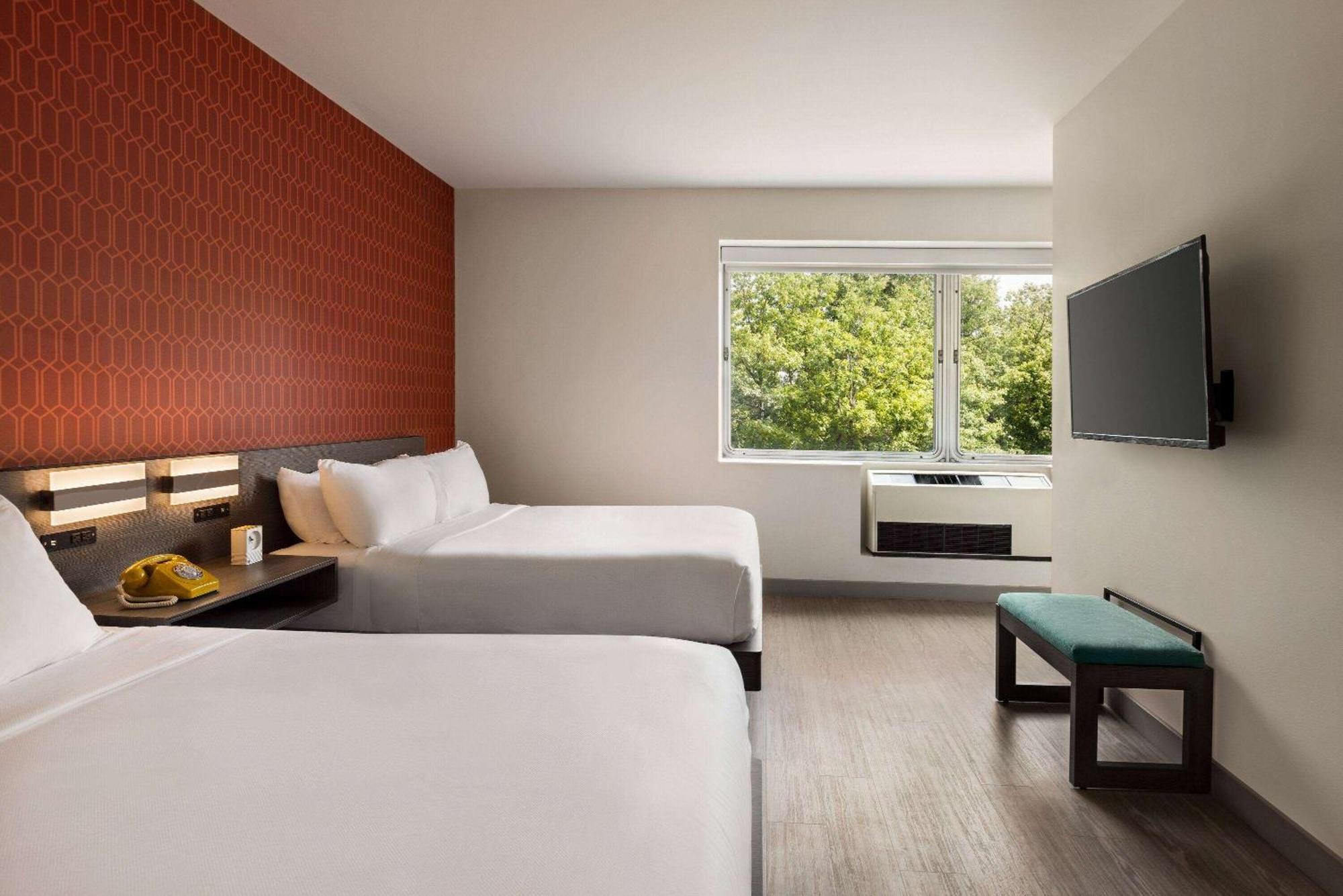 The Orbit Hotel, Trademark Collection By Wyndham Fairview Park Ngoại thất bức ảnh