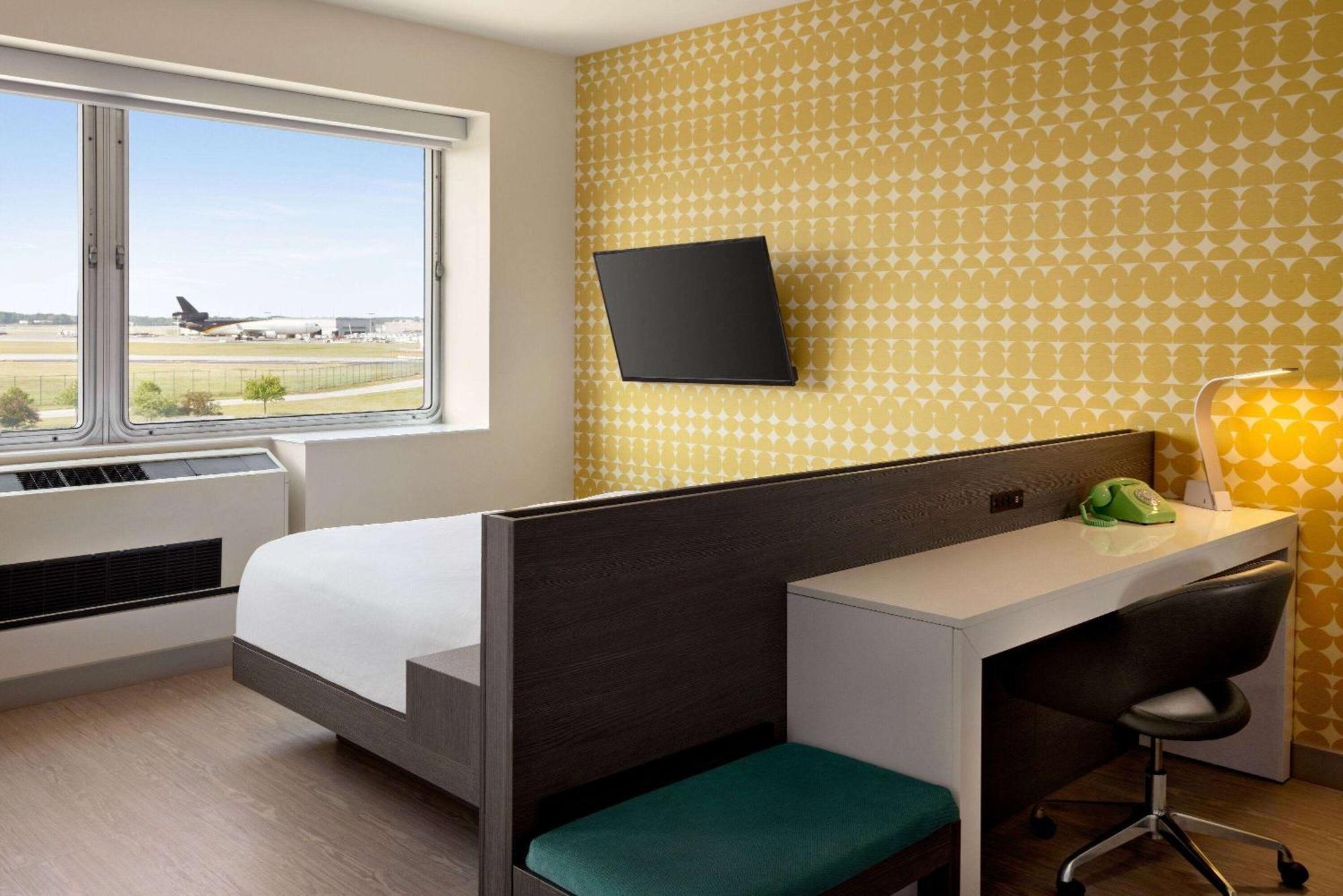 The Orbit Hotel, Trademark Collection By Wyndham Fairview Park Ngoại thất bức ảnh